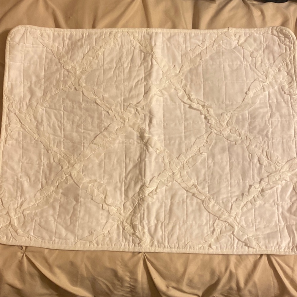 White pillow shams - set of 2 NWOT